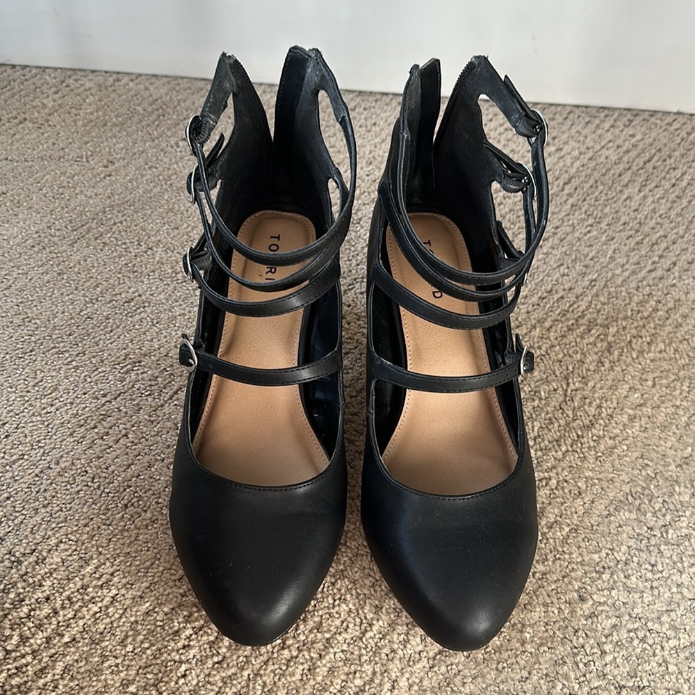 Multi Buckle Strap Block Heels — 11W - Picture 2 of 5